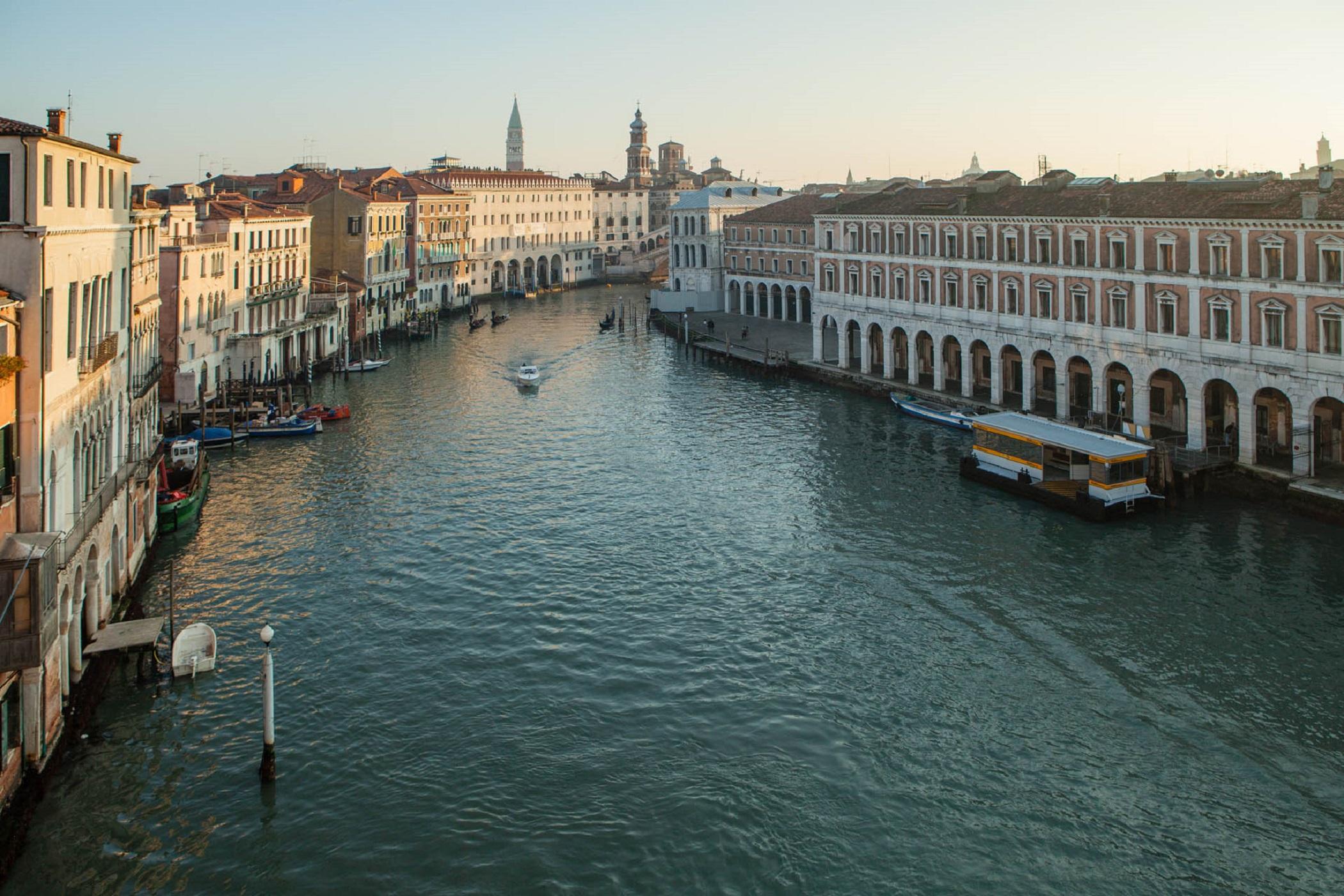 Locanda Ai Santi Apostoli Venesia Bagian luar foto