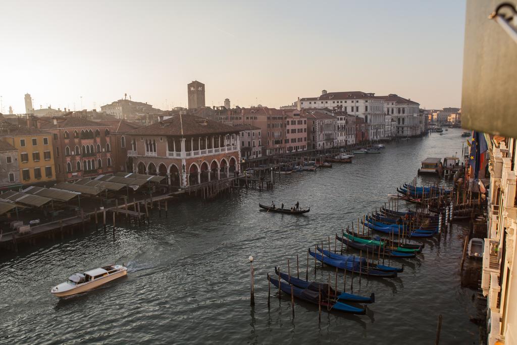 Locanda Ai Santi Apostoli Venesia Bagian luar foto