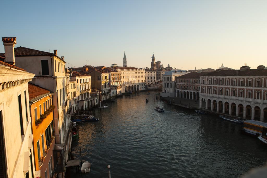 Locanda Ai Santi Apostoli Venesia Bagian luar foto